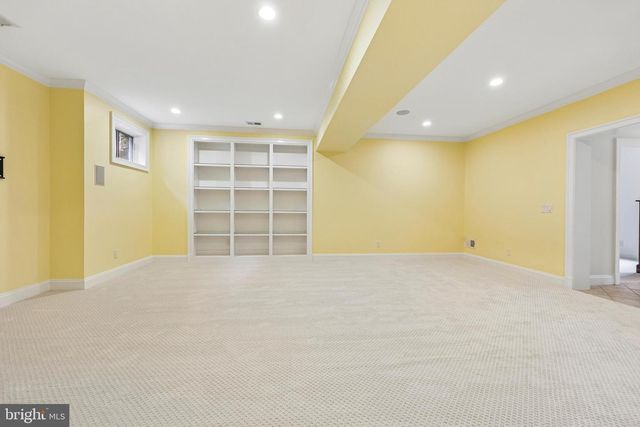 2612 24TH ST N, Arlington, VA 22207