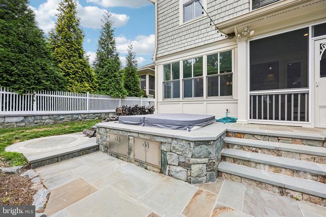 2612 24TH ST N, Arlington, VA 22207