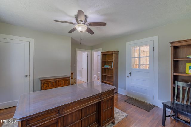 31232 Hollyfield Road, Damascus, VA 24236