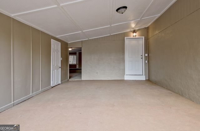 15 Pine Street, Mcdonough, GA 30252