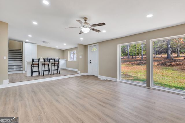 15 Pine Street, Mcdonough, GA 30252