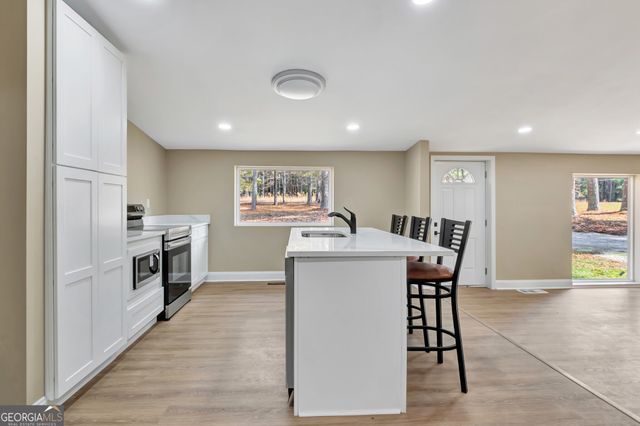 15 Pine Street, Mcdonough, GA 30252