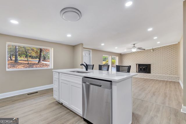 15 Pine Street, Mcdonough, GA 30252