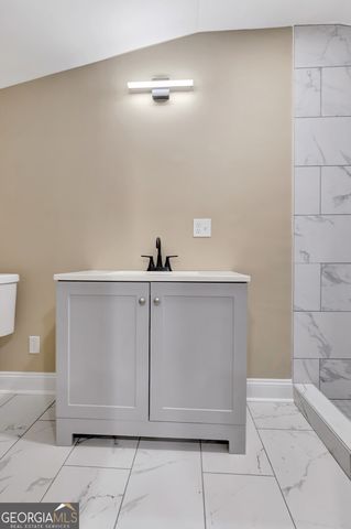 15 Pine Street, Mcdonough, GA 30252