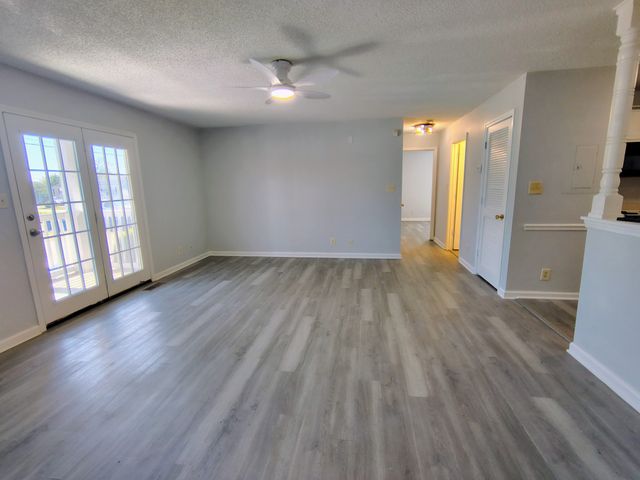 410 Jack Miller Blvd Apt A, Clarksville, TN 37042