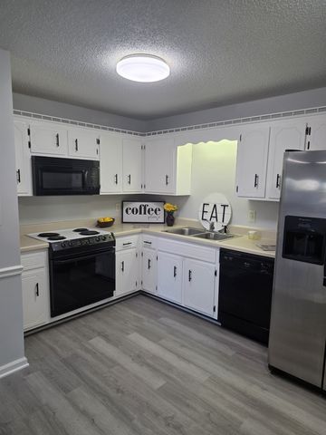 410 Jack Miller Blvd Apt A, Clarksville, TN 37042