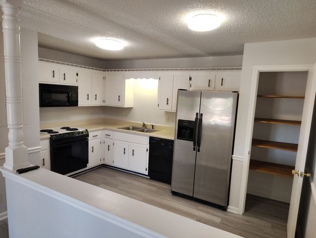 410 Jack Miller Blvd Apt A, Clarksville, TN 37042