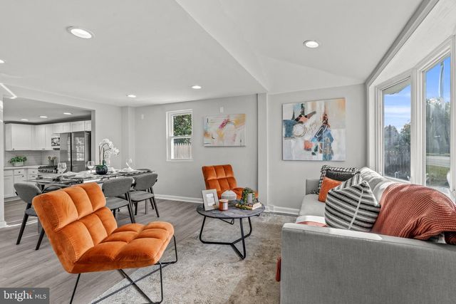 16 BERKLEY, Mount Royal, NJ 08061