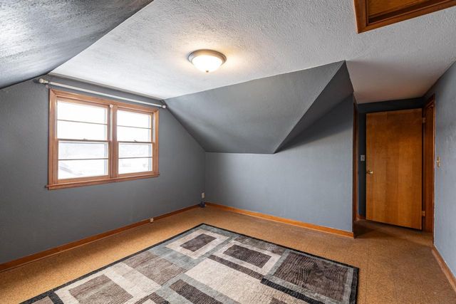 1918 Redfield STREET, La Crosse, WI 54601