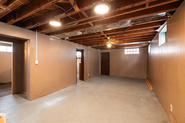 1918 Redfield STREET, La Crosse, WI 54601