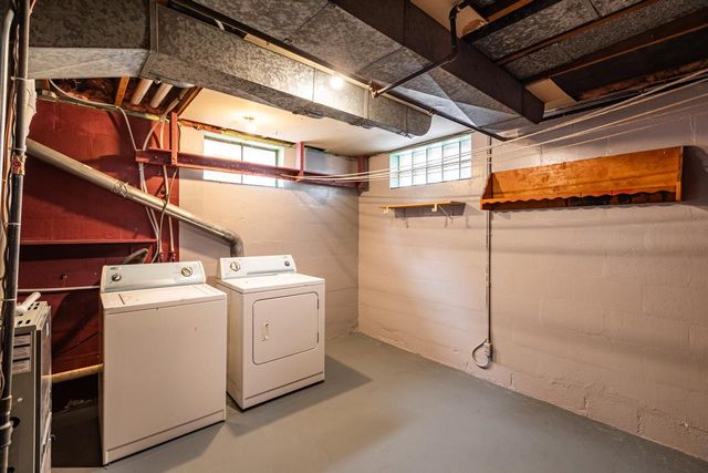 1918 Redfield STREET, La Crosse, WI 54601