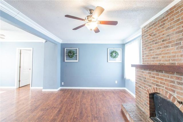 219 S FRONT Street, Pleasant Hill, MO 64080