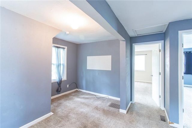219 S FRONT Street, Pleasant Hill, MO 64080