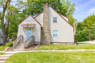219 S FRONT Street, Pleasant Hill, MO 64080