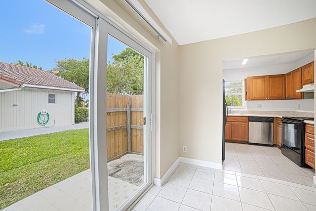 3912 NW 110th Avenue, Coral Springs, FL 33065