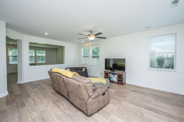 308 Duck Pond Lane, Summerville, SC 29483