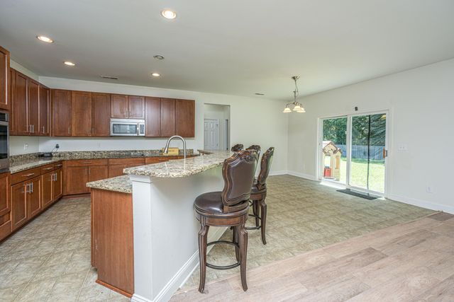 308 Duck Pond Lane, Summerville, SC 29483