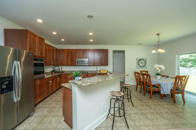 308 Duck Pond Lane, Summerville, SC 29483
