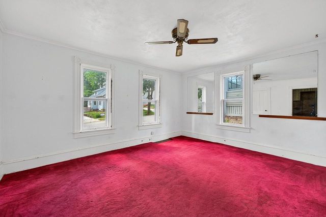 237 Waverly PLACE, Waukesha, WI 53186