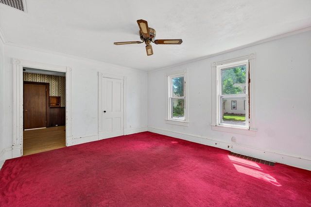 237 Waverly PLACE, Waukesha, WI 53186