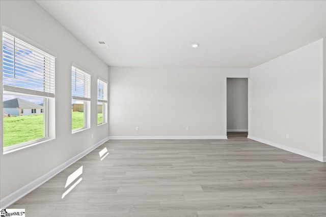 1577 Erindale Drive, Wellford, SC 29651