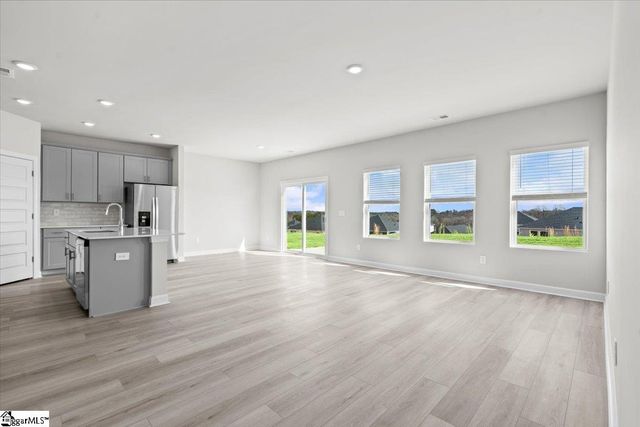 1577 Erindale Drive, Wellford, SC 29651