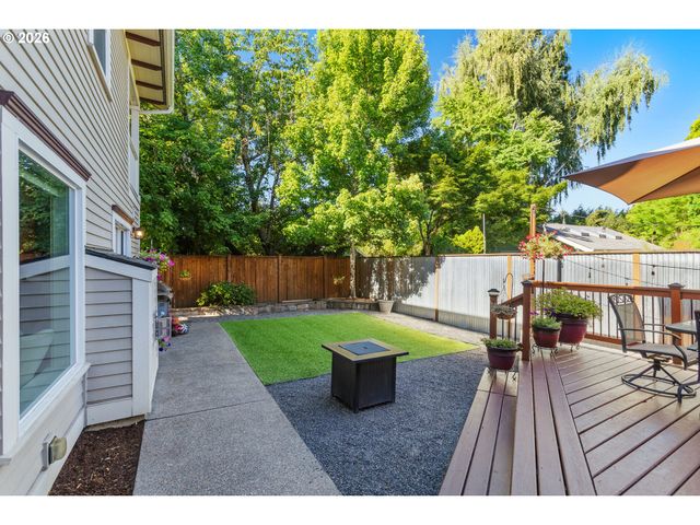 1337 Se LEXINGTON St, Portland, OR 97202