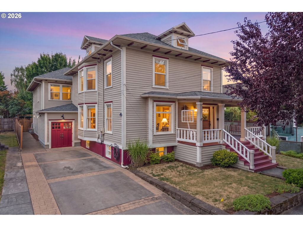 1337 Se LEXINGTON St, Portland, OR 97202