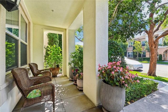 95 Mayfair, Irvine, CA 92620