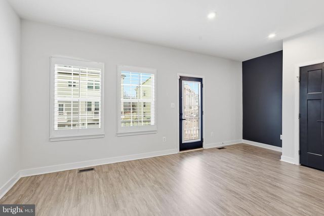 18091 RED CEDAR RD, Dumfries, VA 22026