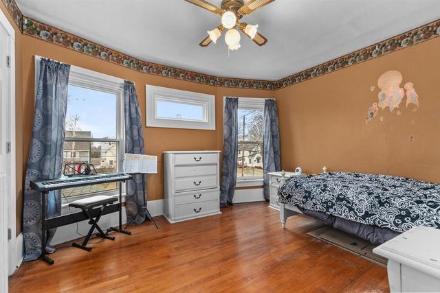 515 KEYES STREET, Menasha, WI 54952