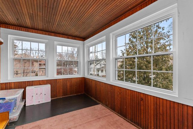 515 KEYES STREET, Menasha, WI 54952