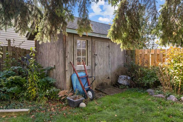 515 KEYES STREET, Menasha, WI 54952