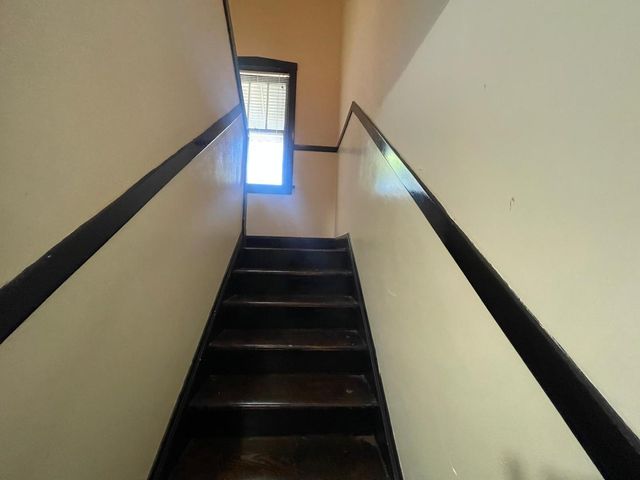 6451 S Vernon Avenue, Chicago, IL 60637