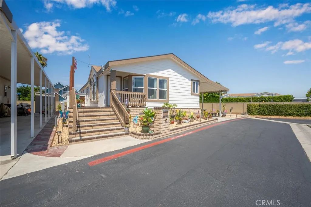 16222 Monterey 210, Huntington Beach, CA 92649