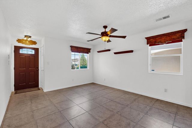 2740 WILDER Loop NE, Rio Rancho, NM 87144