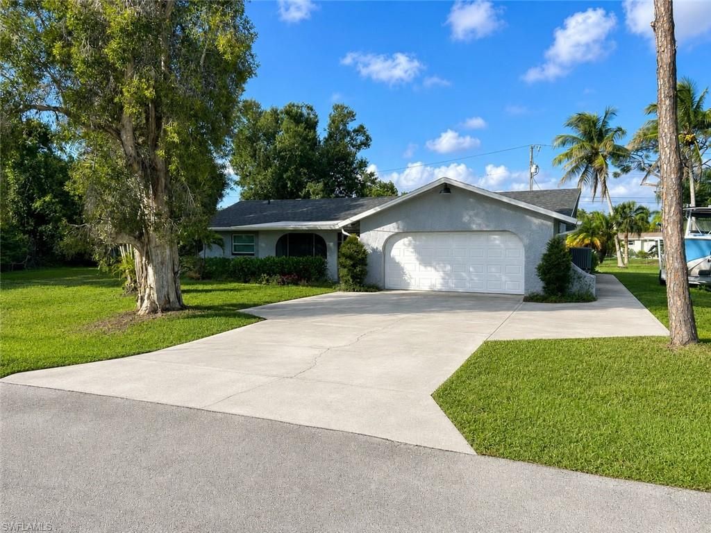 5419 Avenue E, BOKEELIA, FL 33922 — exterior