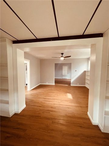 709 Charles St, Carnegie, PA 15106