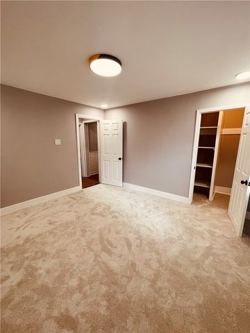 709 Charles St, Carnegie, PA 15106