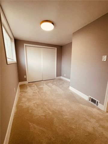 709 Charles St, Carnegie, PA 15106