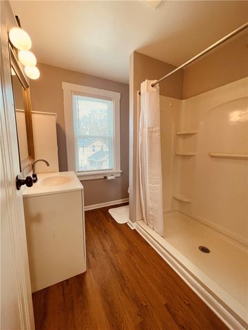 709 Charles St, Carnegie, PA 15106