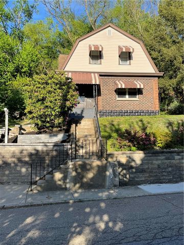 709 Charles St, Carnegie, PA 15106