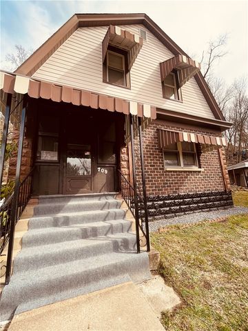 709 Charles St, Carnegie, PA 15106