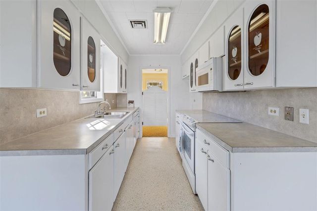 4250 Trailer Town Road, Jennings, LA 70546