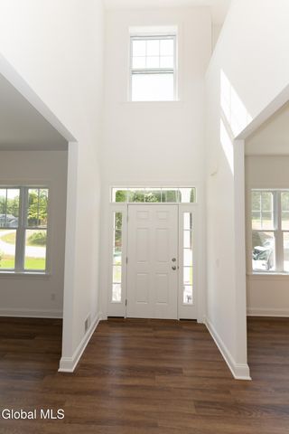 38 Tamarack Street, Ballston, NY 12019