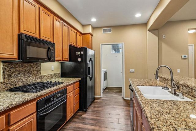 152 Via Montisi, Santee, CA 92071