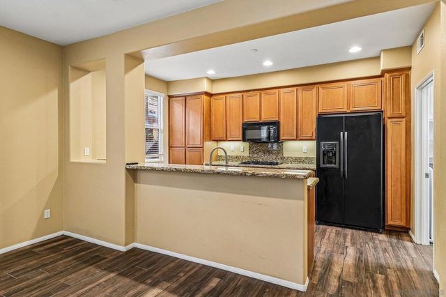 152 Via Montisi, Santee, CA 92071