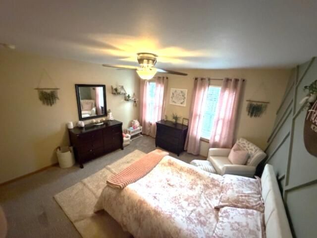 1661 Falcon DRIVE, Hartford, WI 53027
