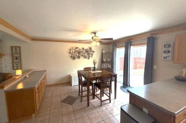 1661 Falcon DRIVE, Hartford, WI 53027