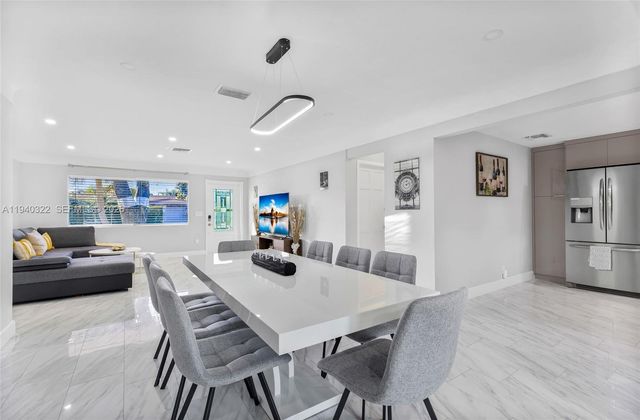 6600 NE 20th Way, Fort Lauderdale, FL 33308